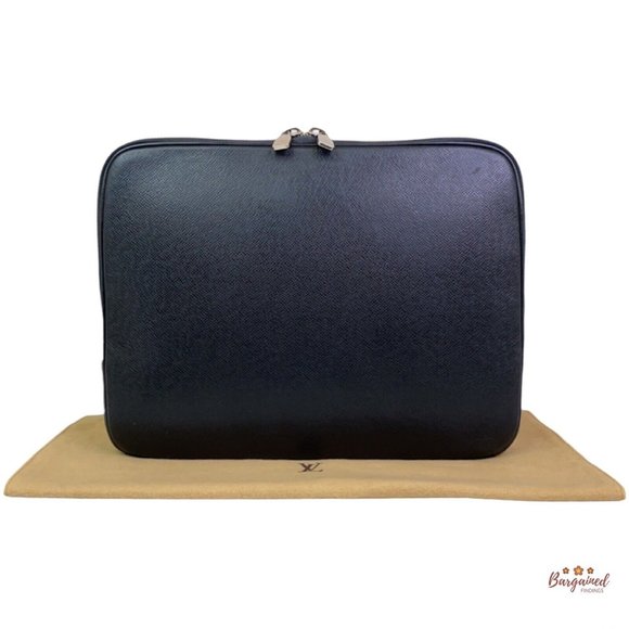 Authentic Louis Vuitton Black Taiga Leather Document/Laptop Case Bag BA3193 - Picture 1 of 13